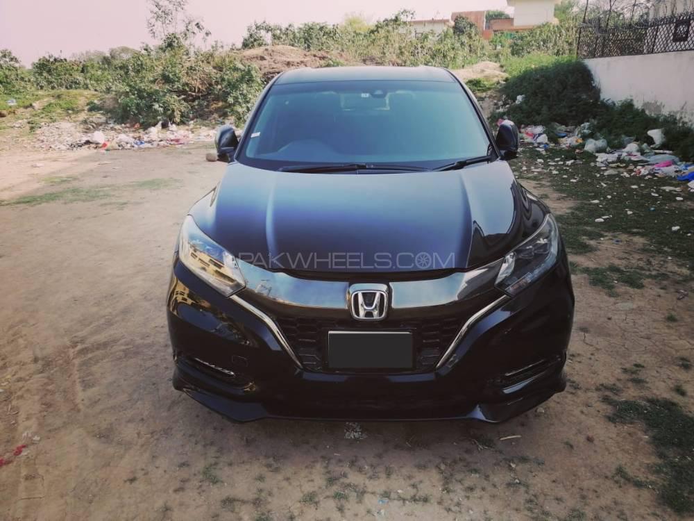 Honda Vezel Hybrid Rs Honda Sensing 16 For Sale In Islamabad Pakwheels