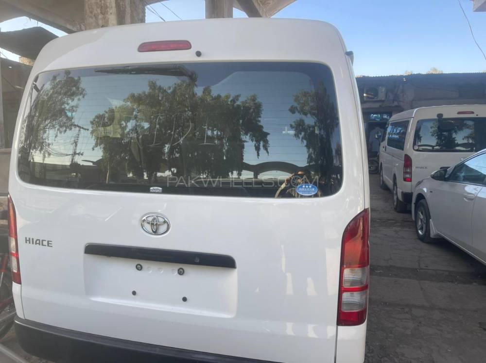 Toyota Hiace 2015 for Sale in Peshawar Toyota Hiace 2015 for Sale in Peshawar Image-5