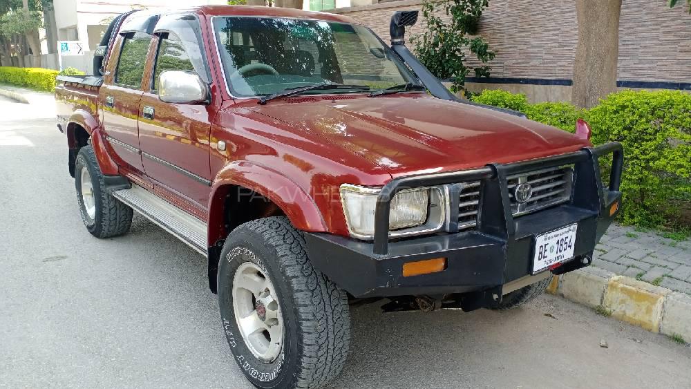 Toyota Hilux 1991 for Sale in Peshawar Image-1