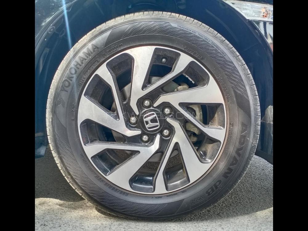 Honda Civic 2018 for Sale in Lahore Honda Civic 2018 for Sale in Lahore Image-6