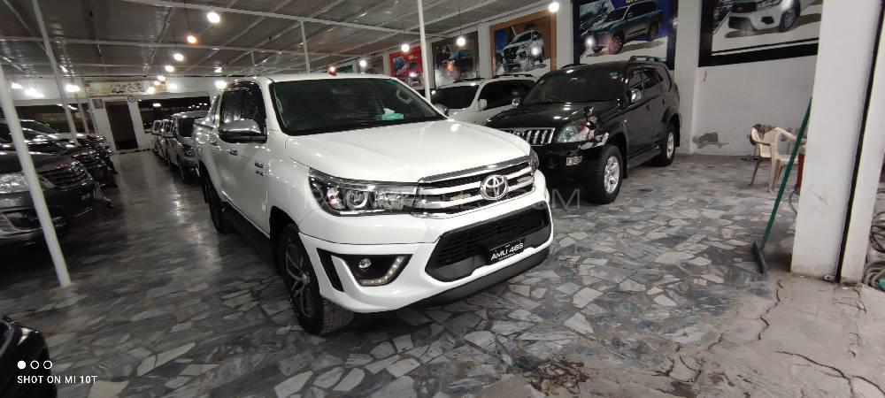 Toyota Hilux 2018 for Sale in Peshawar Image-1