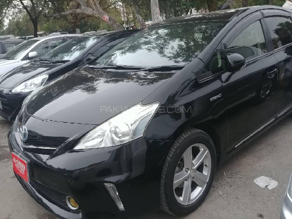 Toyota Prius Alpha 2013 for Sale in Islamabad Toyota Prius Alpha 2013 for Sale in Islamabad Image-3