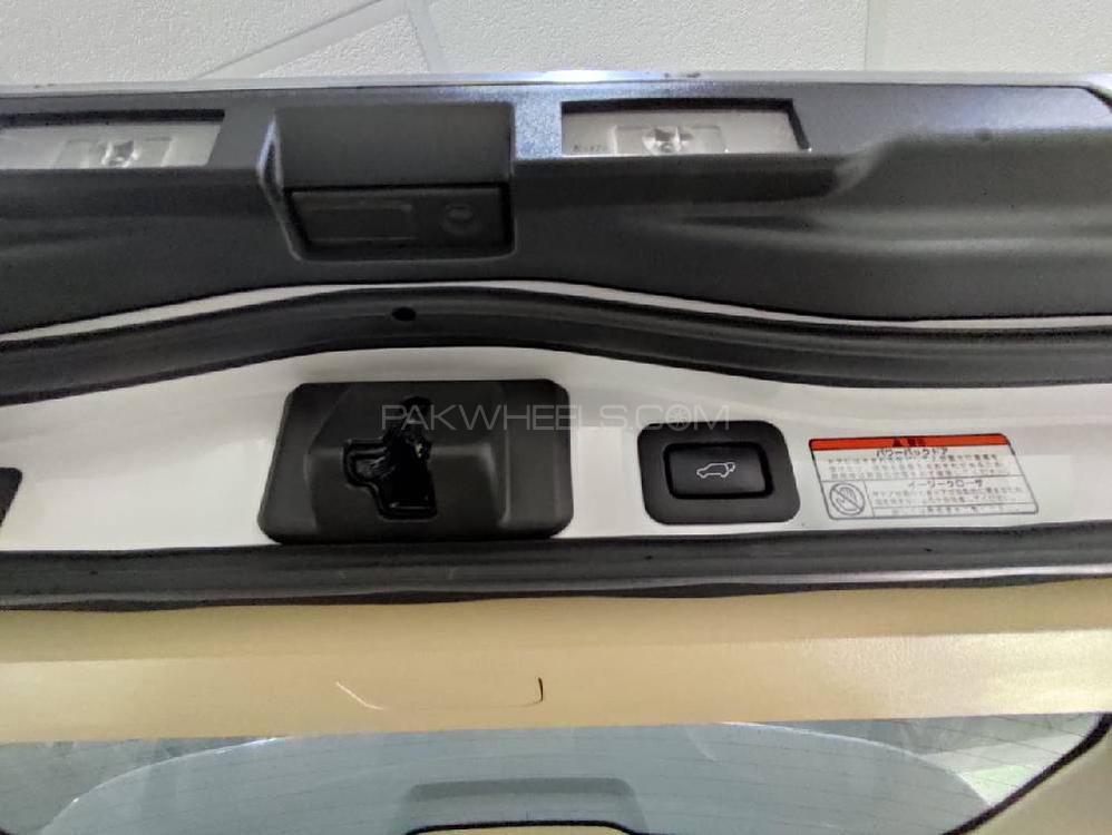 Lexus LX Series 2016 for Sale in Karachi Lexus LX Series 2016 for Sale in Karachi Image-19