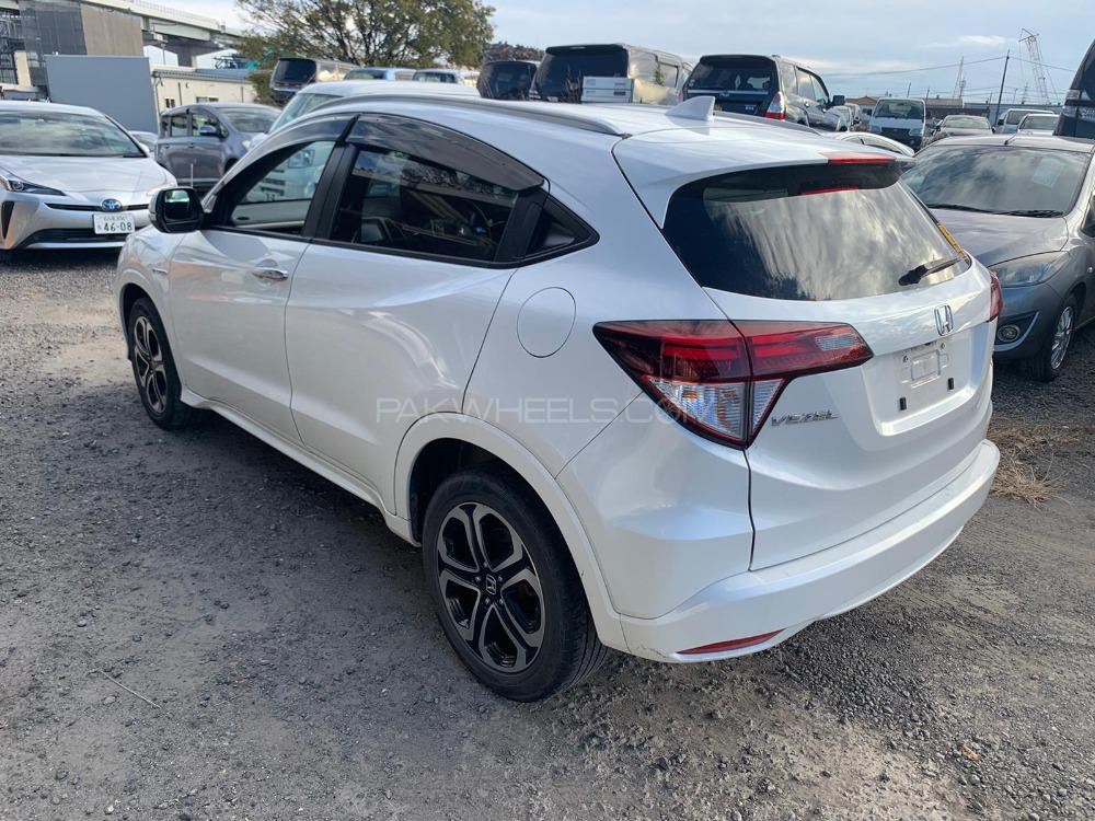Honda Vezel 2015 for Sale in Karachi Honda Vezel 2015 for Sale in Karachi Image-8