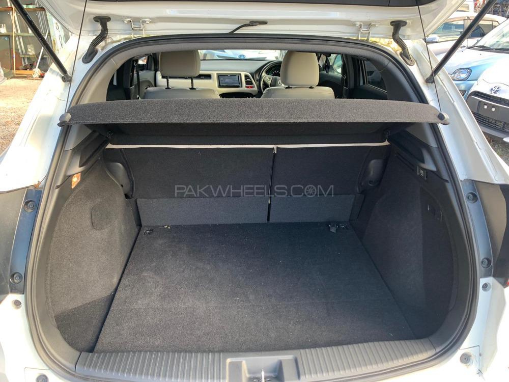 Honda Vezel 2015 for Sale in Karachi Honda Vezel 2015 for Sale in Karachi Image-7