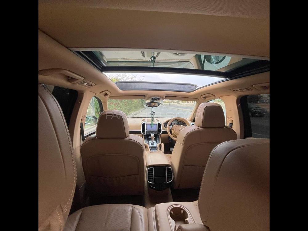 Porsche Cayenne 2011 for Sale in Lahore Porsche Cayenne 2011 for Sale in Lahore Image-6