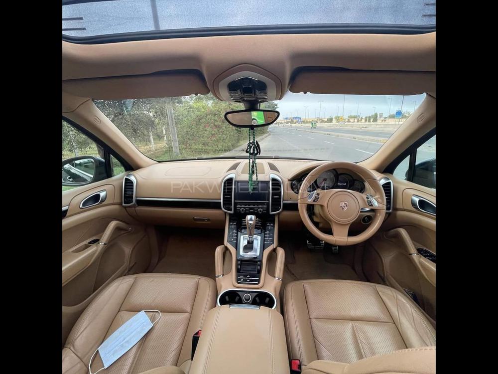 Porsche Cayenne 2011 for Sale in Lahore Porsche Cayenne 2011 for Sale in Lahore Image-7