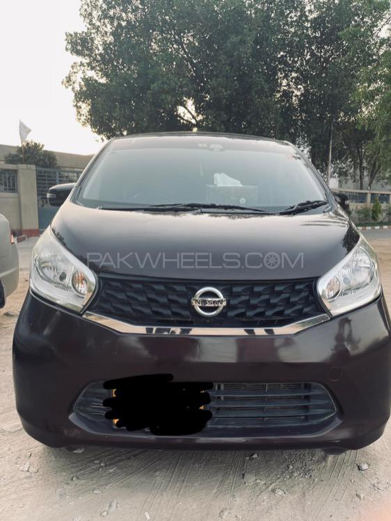 Nissan Dayz 2015 for Sale in Karachi Image-1