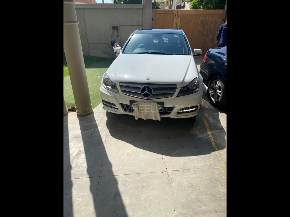 Mercedes Benz C Class 2013 for Sale in Karachi Image-1