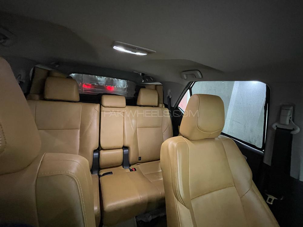 ٹویوٹا فورچیونر 2018 for Sale in لاہور ٹویوٹا فورچیونر 2018 for Sale in لاہور Image-9