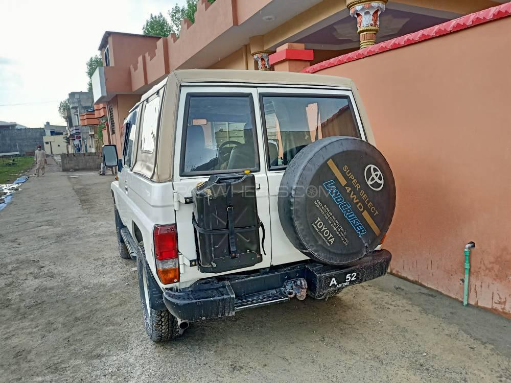 Toyota Land Cruiser 1990 for Sale in Abbottabad Toyota Land Cruiser 1990 for Sale in Abbottabad Image-4