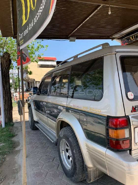 Mitsubishi Pajero 1996 for Sale in Mansehra Mitsubishi Pajero 1996 for Sale in Mansehra Image-7