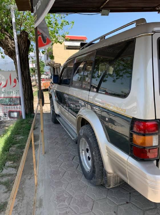 Mitsubishi Pajero 1996 for Sale in Mansehra Mitsubishi Pajero 1996 for Sale in Mansehra Image-6