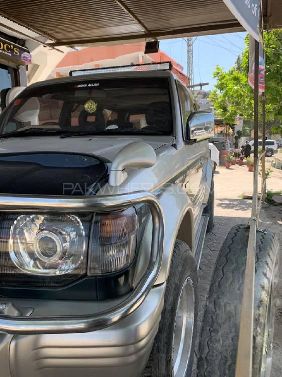 Mitsubishi Pajero 1996 for Sale in Mansehra Mitsubishi Pajero 1996 for Sale in Mansehra Image-3