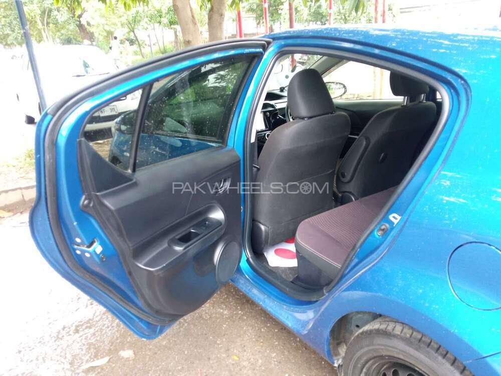 Toyota Aqua 2017 for Sale in Islamabad Toyota Aqua 2017 for Sale in Islamabad Image-10