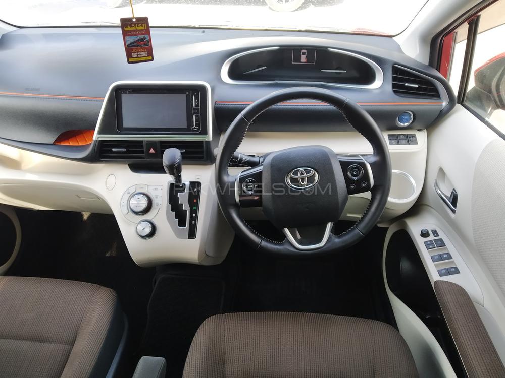 Toyota Sienta 2016 for Sale in Lahore Toyota Sienta 2016 for Sale in Lahore Image-5