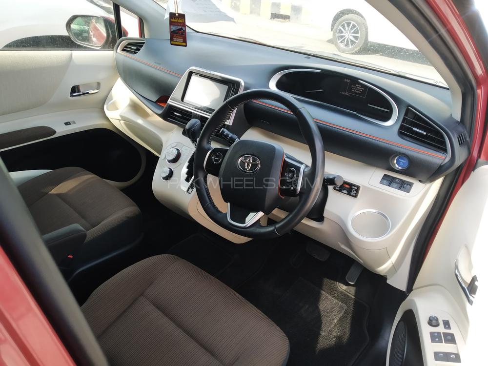 Toyota Sienta 2016 for Sale in Lahore Toyota Sienta 2016 for Sale in Lahore Image-6
