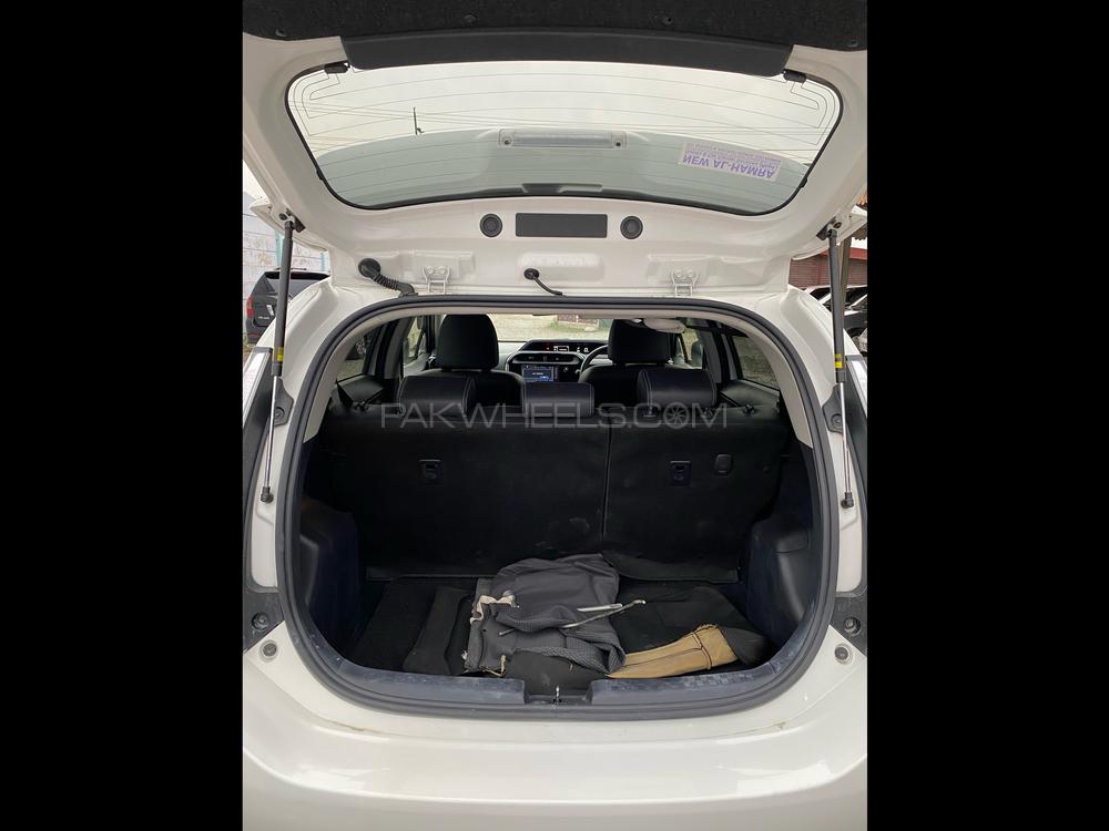 Toyota Aqua 2017 for Sale in Peshawar Toyota Aqua 2017 for Sale in Peshawar Image-9