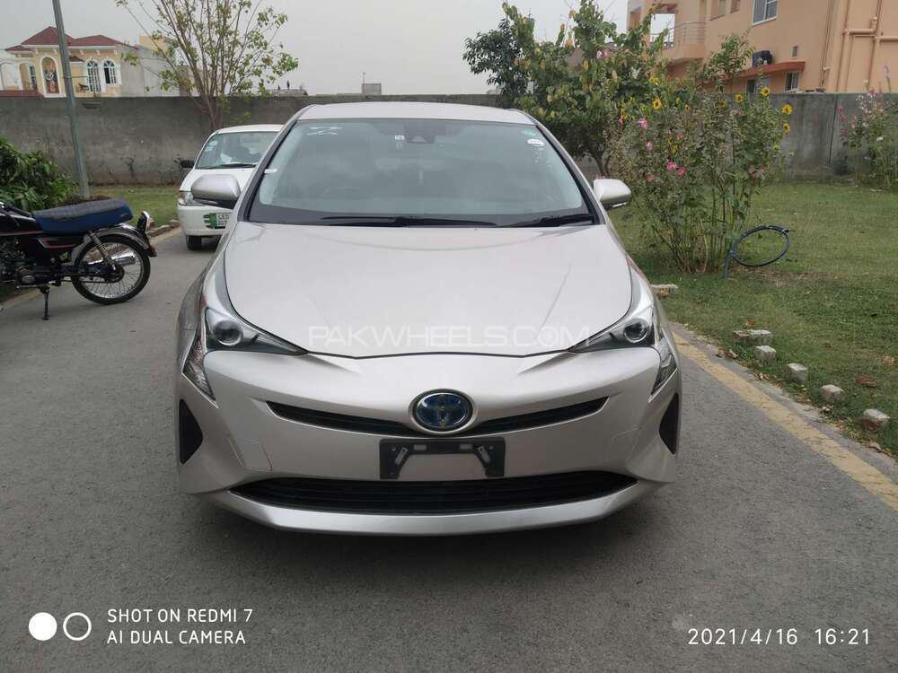 Toyota Prius 2018 for Sale in Lahore Image-1