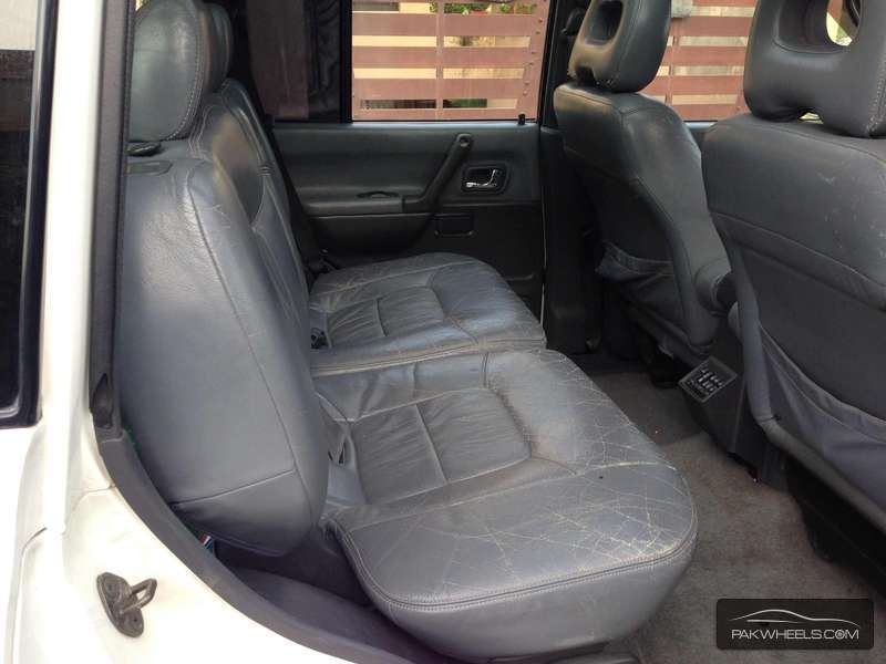 Mitsubishi Pajero 2001 for Sale in Islamabad Mitsubishi Pajero 2001 for Sale in Islamabad Image-9