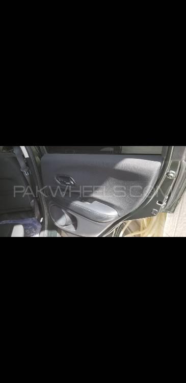 Honda Vezel 2015 for Sale in Islamabad Honda Vezel 2015 for Sale in Islamabad Image-6