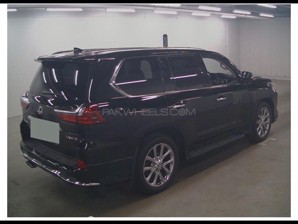 لیکزس ایل ایکس سیریز 2016 for Sale in کراچی لیکزس ایل ایکس سیریز 2016 for Sale in کراچی Image-4