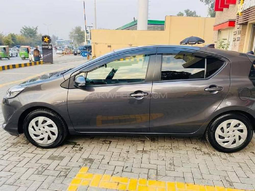 Toyota Aqua 2017 for Sale in Charsadda Toyota Aqua 2017 for Sale in Charsadda Image-4