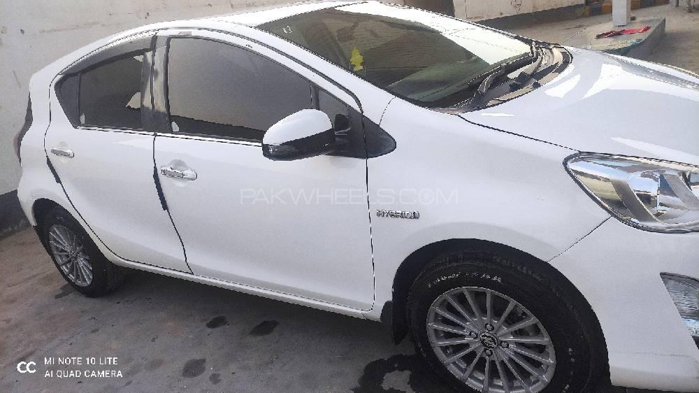 Toyota Aqua 2016 for Sale in Peshawar Toyota Aqua 2016 for Sale in Peshawar Image-9