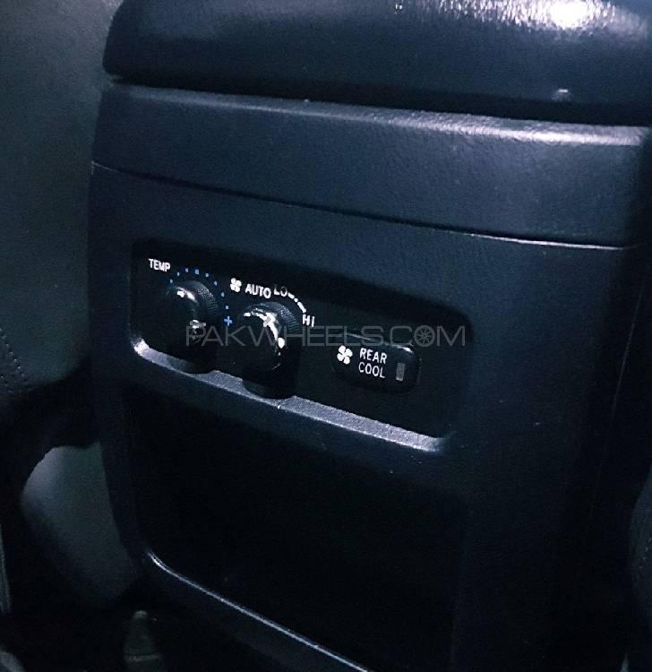 Toyota Prado 2005 for Sale in Bhimber Toyota Prado 2005 for Sale in Bhimber Image-17