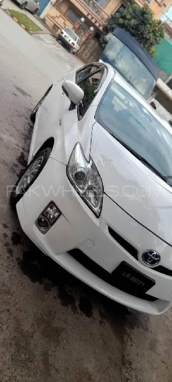 Toyota Prius 2010 for Sale in Islamabad Image-1
