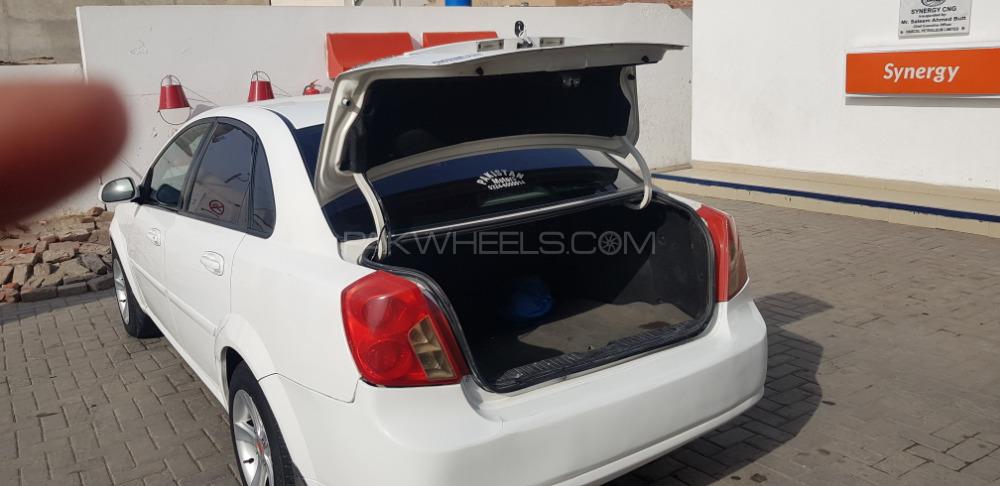 Chevrolet Optra 2005 for Sale in Lahore Chevrolet Optra 2005 for Sale in Lahore Image-8