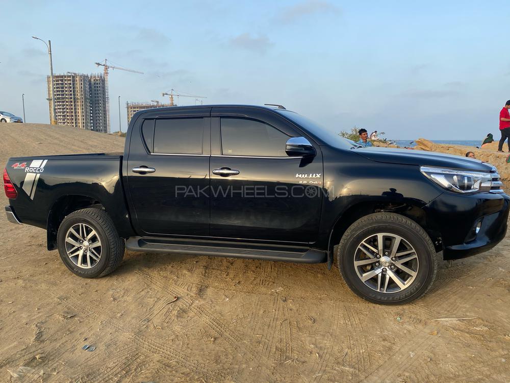 ٹویوٹا ہائیلکس 2020 for Sale in کراچی ٹویوٹا ہائیلکس 2020 for Sale in کراچی Image-3
