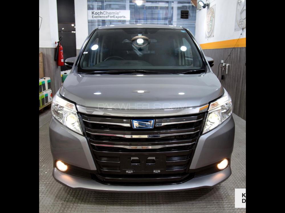 Toyota Noah 2015 for Sale in Lahore Image-1
