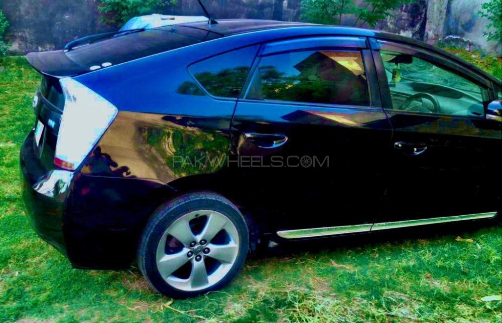 ٹویوٹا پریوس 2010 for Sale in لاہور ٹویوٹا پریوس 2010 for Sale in لاہور Image-8