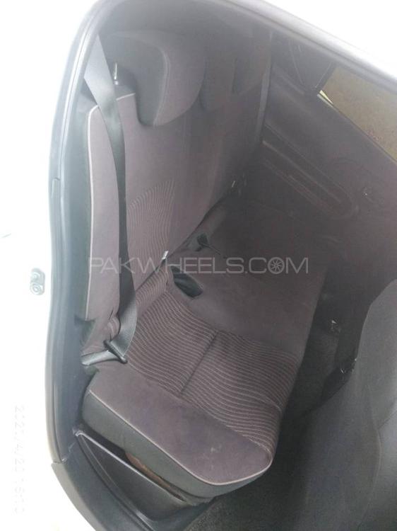 ٹویوٹا اکوا 2015 for Sale in اسلام آباد ٹویوٹا اکوا 2015 for Sale in اسلام آباد Image-9