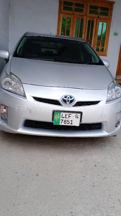 Toyota Prius 2011 for Sale in Mardan Image-1