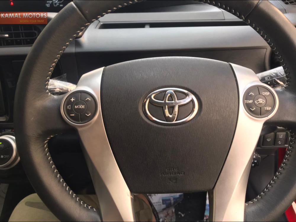 Toyota Aqua 2017 for Sale in Karachi Toyota Aqua 2017 for Sale in Karachi Image-9