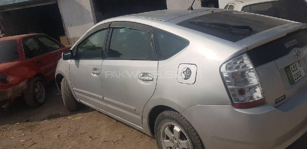 Toyota Prius 2007 for Sale in Peshawar Toyota Prius 2007 for Sale in Peshawar Image-5
