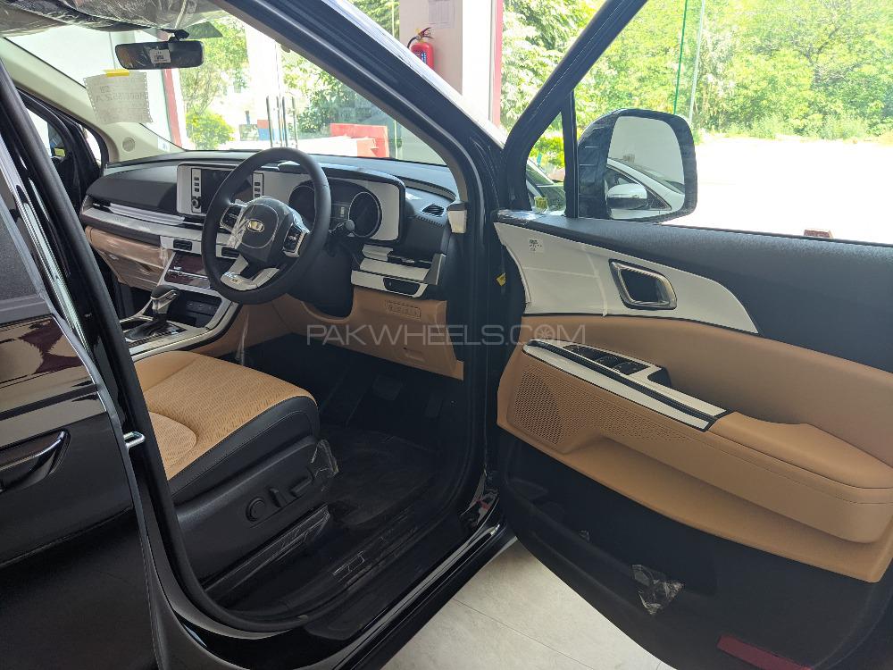 KIA Carnival 2021 for Sale in Islamabad KIA Carnival 2021 for Sale in Islamabad Image-8