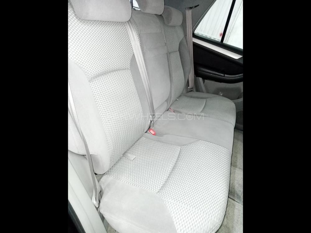 Toyota Surf 2004 for Sale in Rawalpindi Toyota Surf 2004 for Sale in Rawalpindi Image-7