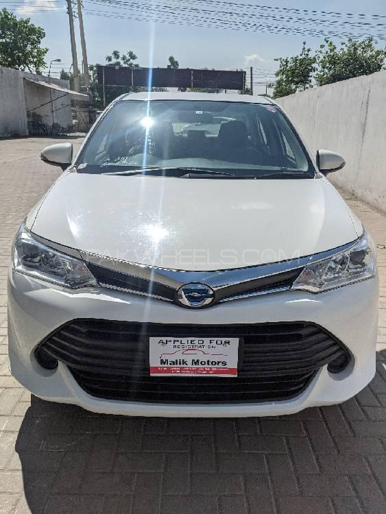 Toyota Corolla Axio 2017 for Sale in Gujranwala Image-1