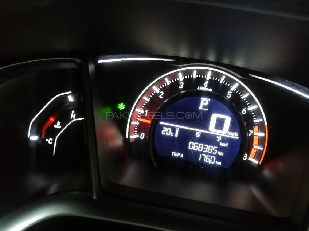Honda Civic 2018 for Sale in Islamabad Honda Civic 2018 for Sale in Islamabad Image-5