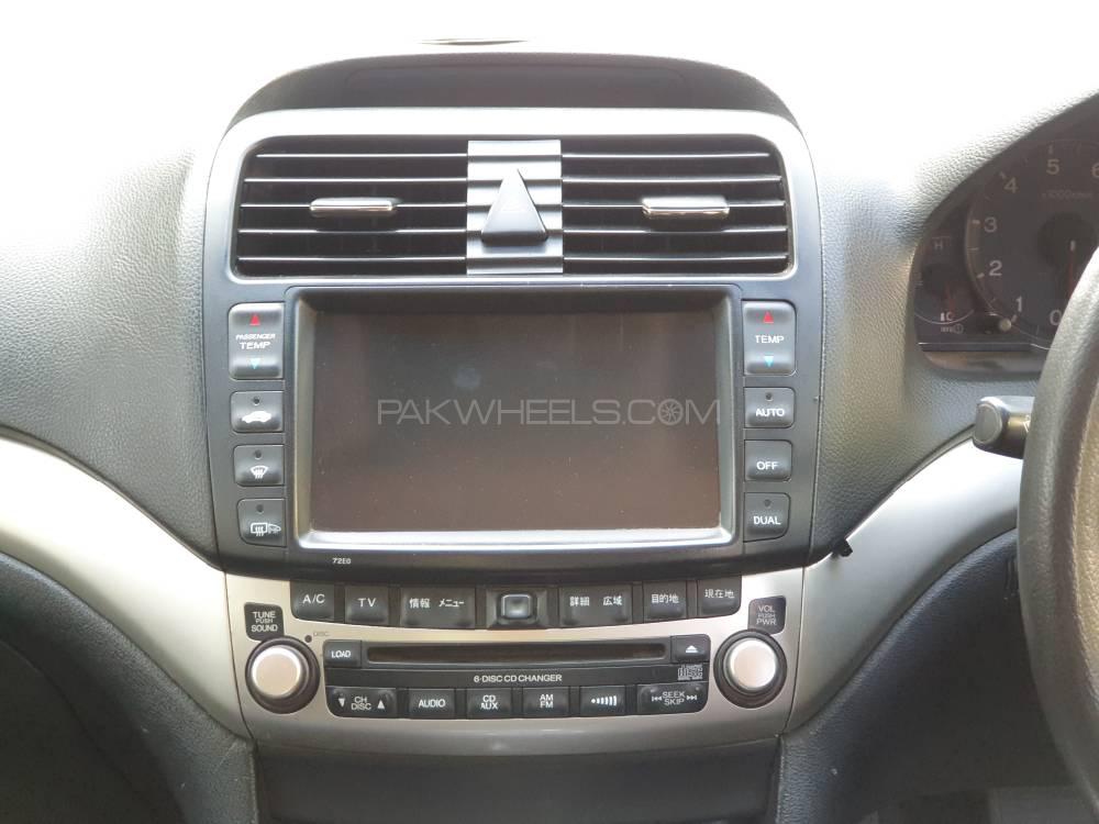ہونڈا اکارڈ 2005 for Sale in لاہور ہونڈا اکارڈ 2005 for Sale in لاہور Image-8