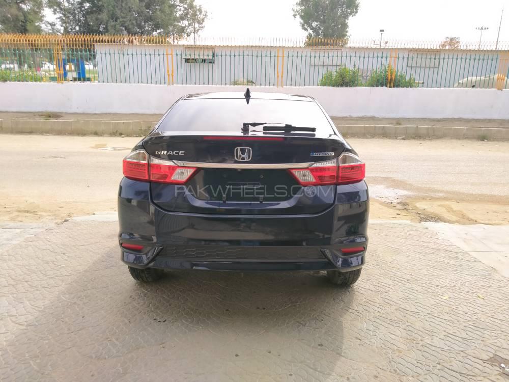 ہونڈا گریس ہائبرڈ 2017 for Sale in کراچی ہونڈا گریس ہائبرڈ 2017 for Sale in کراچی Image-3