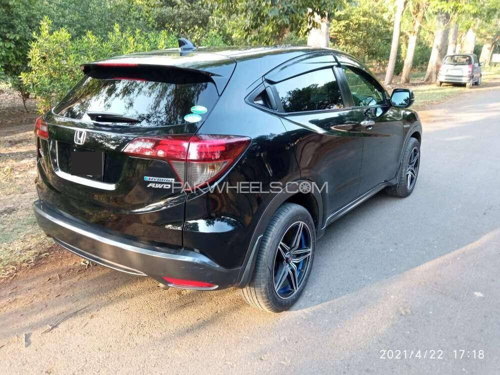 Honda Vezel 2014 for Sale in Lahore Honda Vezel 2014 for Sale in Lahore Image-5