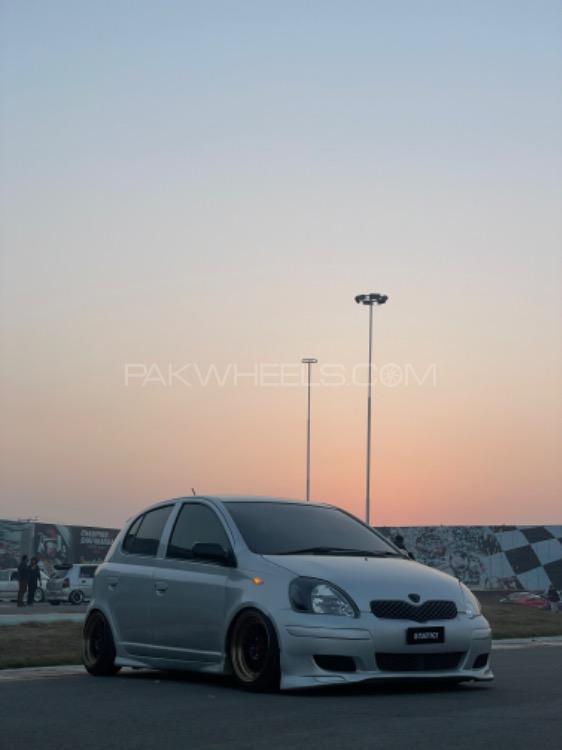 Toyota Vitz - 2004  Image-1