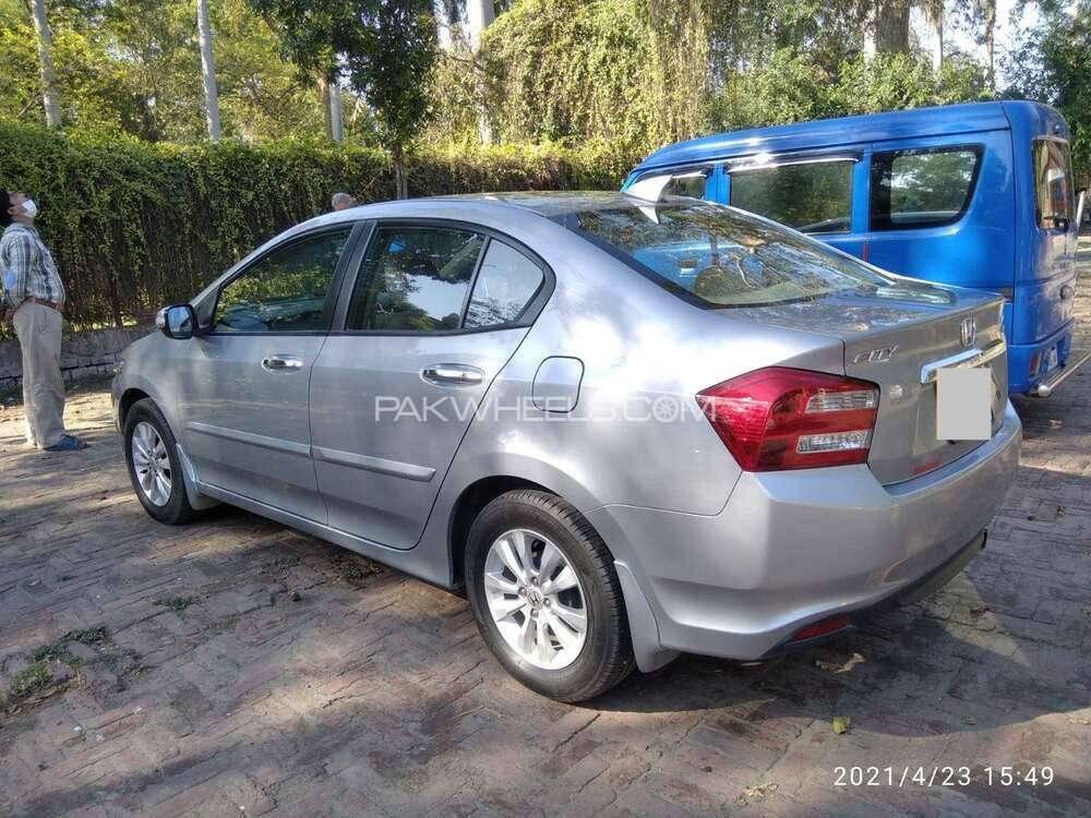 Honda City 2017 for Sale in Lahore Honda City 2017 for Sale in Lahore Image-6
