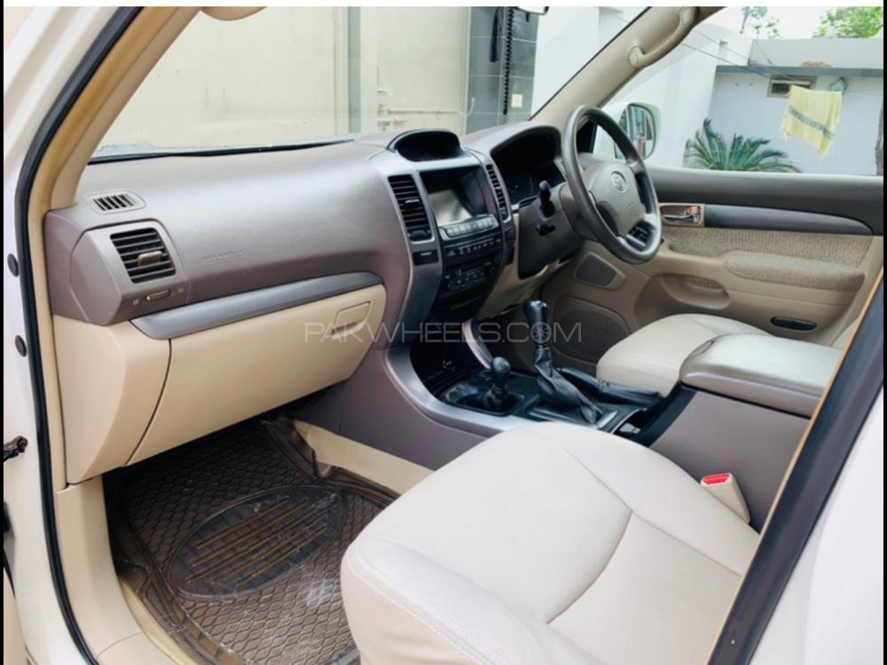 Toyota Prado 2008 for Sale in Gujranwala Toyota Prado 2008 for Sale in Gujranwala Image-17
