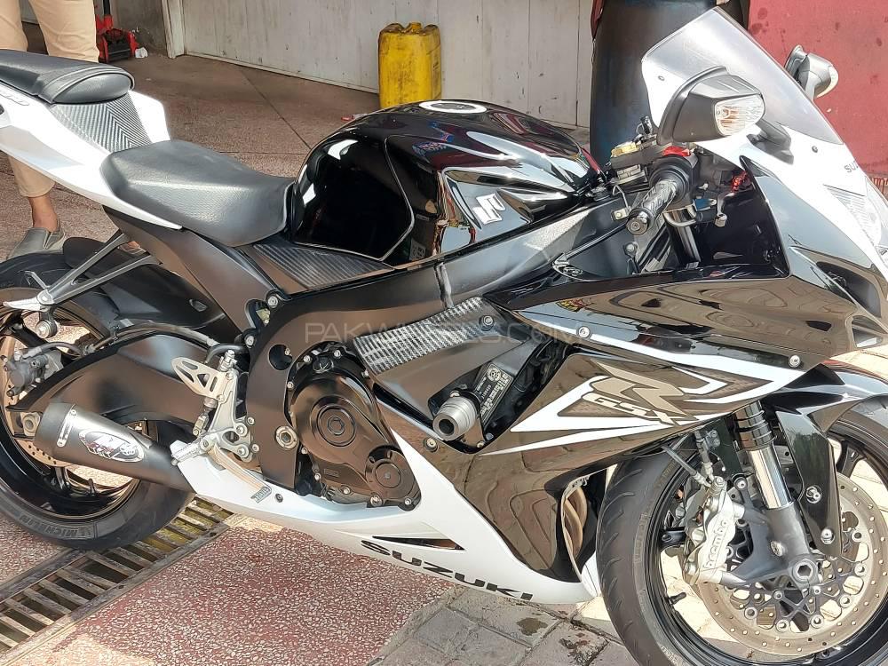 سوزوکی GSX-R600 2014 for Sale سوزوکی GSX-R600 2014 for Sale Image-12
