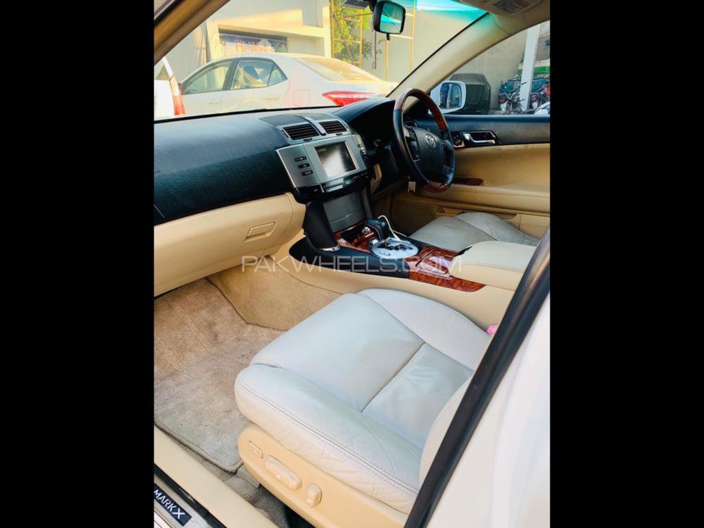 Toyota Mark X 2007 for Sale in Sialkot Toyota Mark X 2007 for Sale in Sialkot Image-12